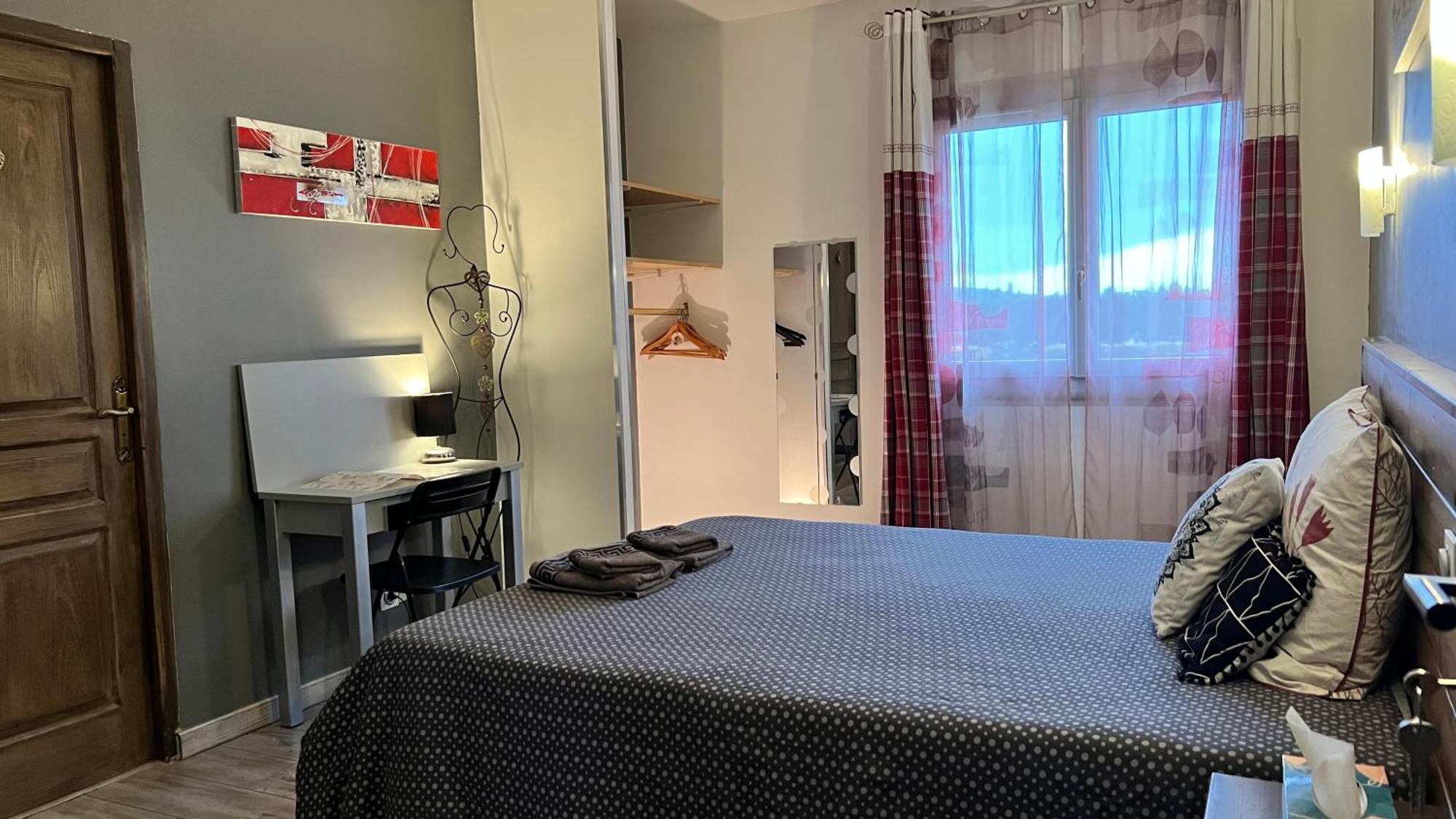 Chambres D'Hotes Le Saint Victor - Provence, Vaucluse بيرنيه لو فونتينز المظهر الخارجي الصورة