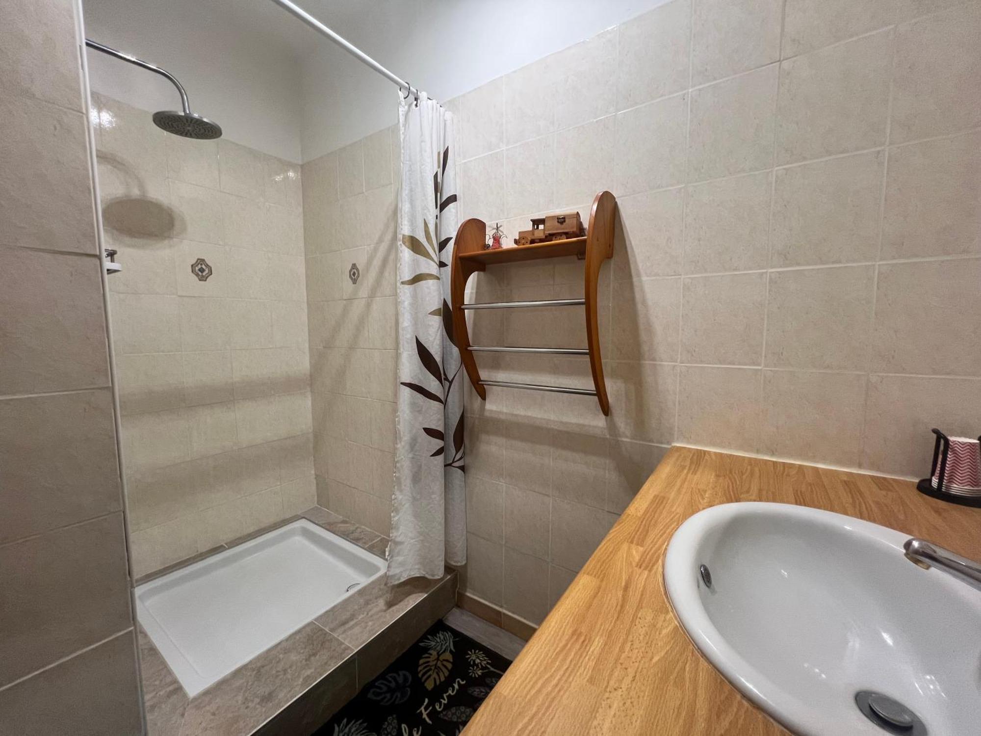 Chambres D'Hotes Le Saint Victor - Provence, Vaucluse بيرنيه لو فونتينز المظهر الخارجي الصورة